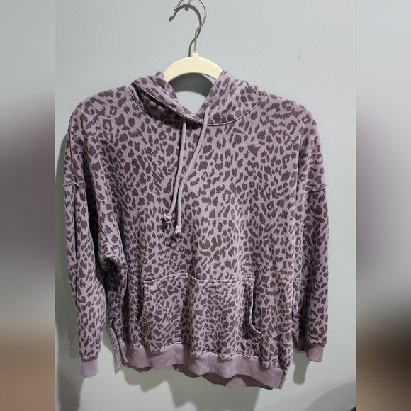 American Eagle Outfitters Purple Leopard Print Hoodie - Picture 1 of 4